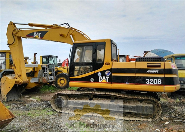 Used CAT Excavator 320B, Year 2009, 5800 H