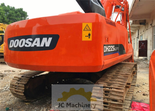 Used Excavator Doosan DH225LC-7, Year 2012, 4150H