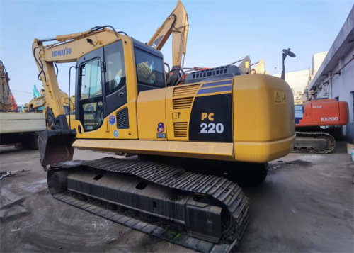 Used Komatsu Excavator PC220-8, Year 2008, 2200H