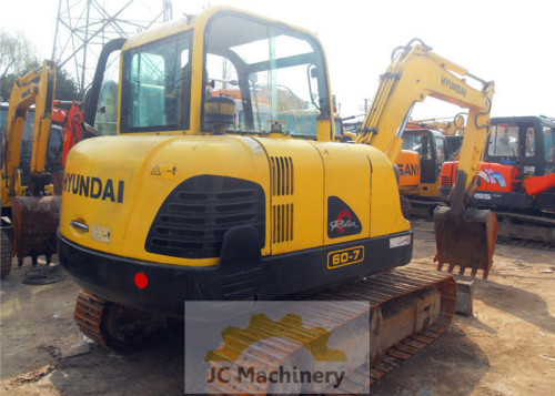 Used Hyundai Excavator 60-7, Year 2011, 3300H