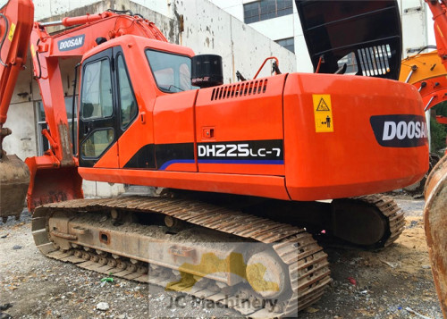 Used Excavator Doosan DH225LC-7, Year 2012, 4150H